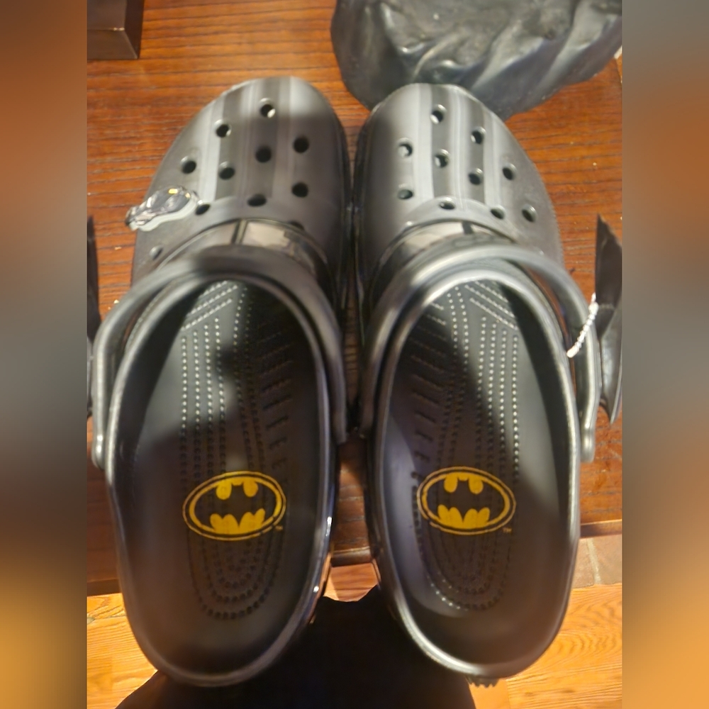 Batman Mens Crocs - Black